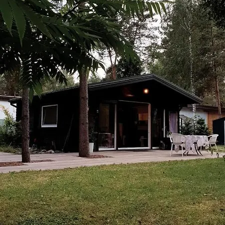 Domek Pod Trzema Kuropatwami Ily Kolo Urli Exterior photo