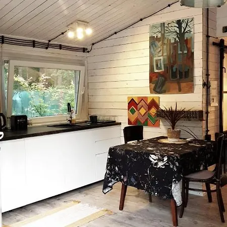 Domek Pod Trzema Kuropatwami Ily Kolo Urli Exterior photo